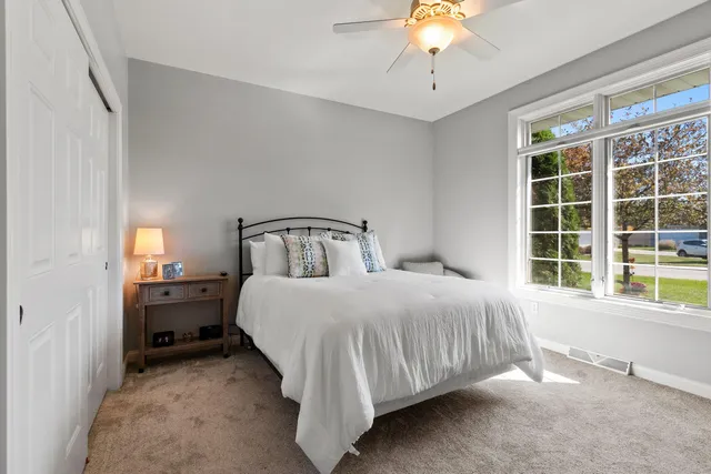 $464,900 | 1724 Remington Ridge Way, De Pere, WI 54115