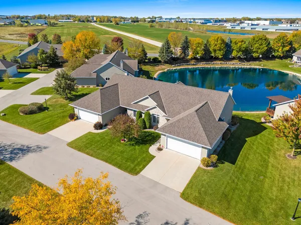 $449,900 | 1724 Remington Ridge Way, De Pere, WI 54115