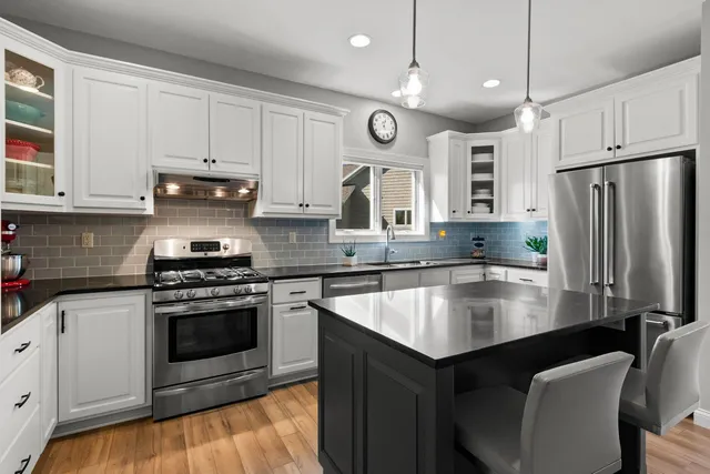 $474,900 | 1724 Remington Ridge Way, De Pere, WI 54115