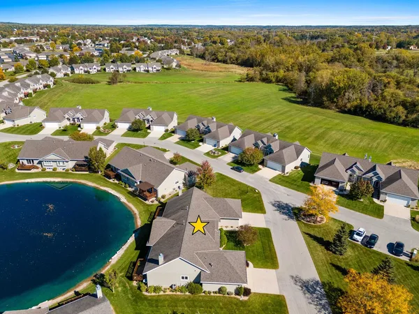 $449,900 | 1724 Remington Ridge Way, De Pere, WI 54115