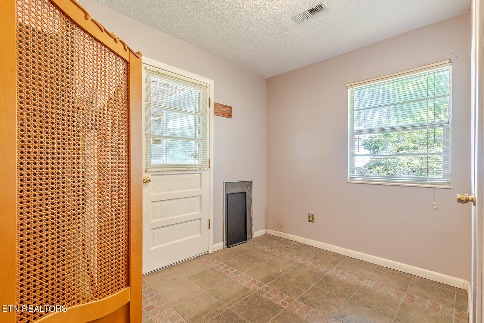 7411 Munsey Road Corryton, TN 37721 - Photo 10 of 41 530A6906-HDR
