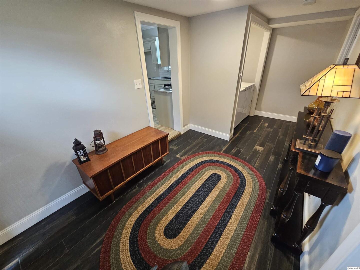 306 Walker Street Ursa, IL 62376 - Photo 15 of 20