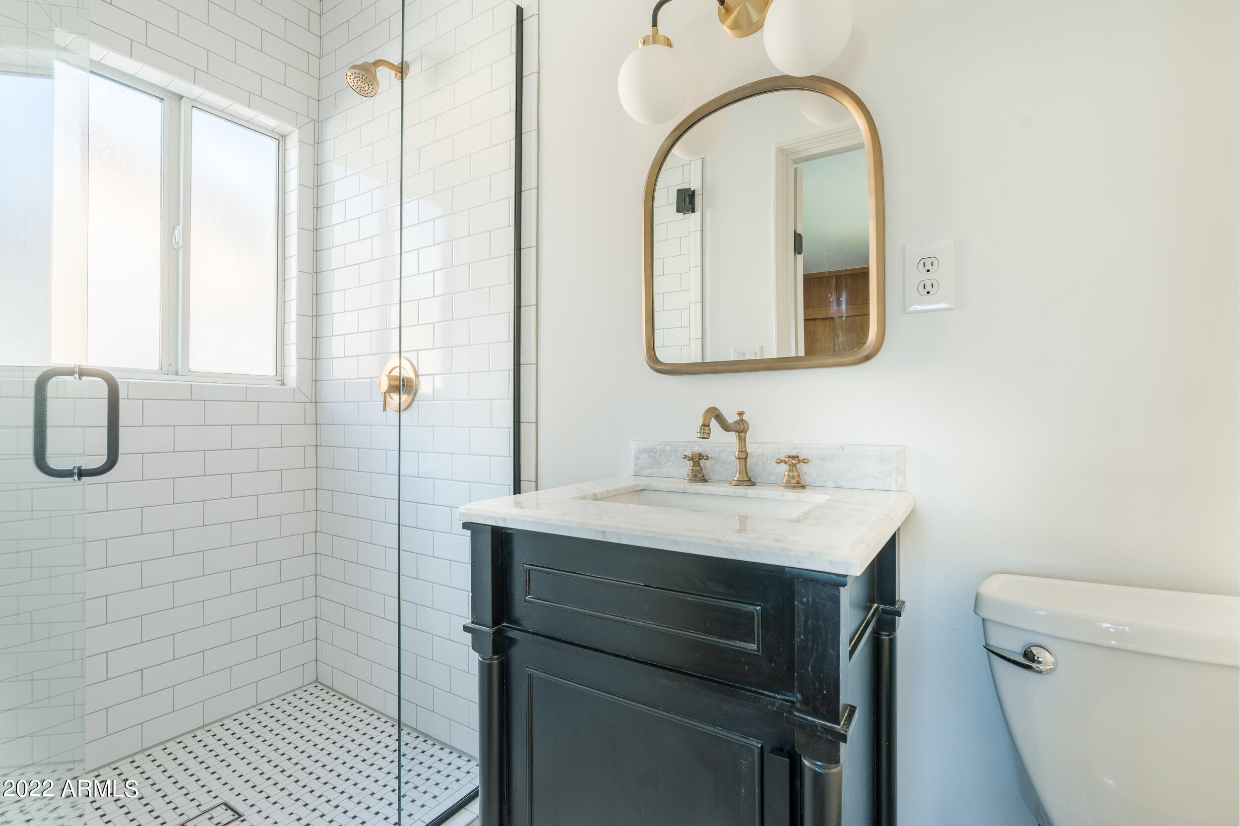 653 North Robson Mesa, AZ 85201 - Photo 22 of 41 New /vintage-style' owner's bath