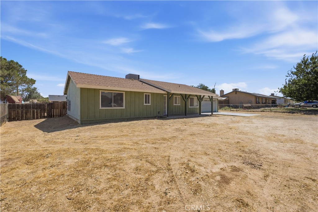 21021 Geronimo Road Apple Valley, CA 92308 - Photo 2 of 37