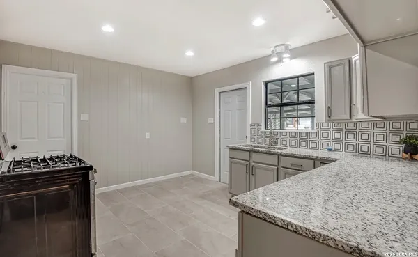 $256,000 | 371 Gazel Drive, San Antonio, TX 78213