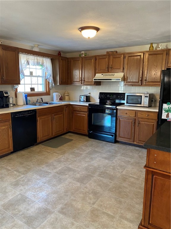 15 Blanding Road Rehoboth, MA 02769 - Photo 5 of 15 Gallery Image 5