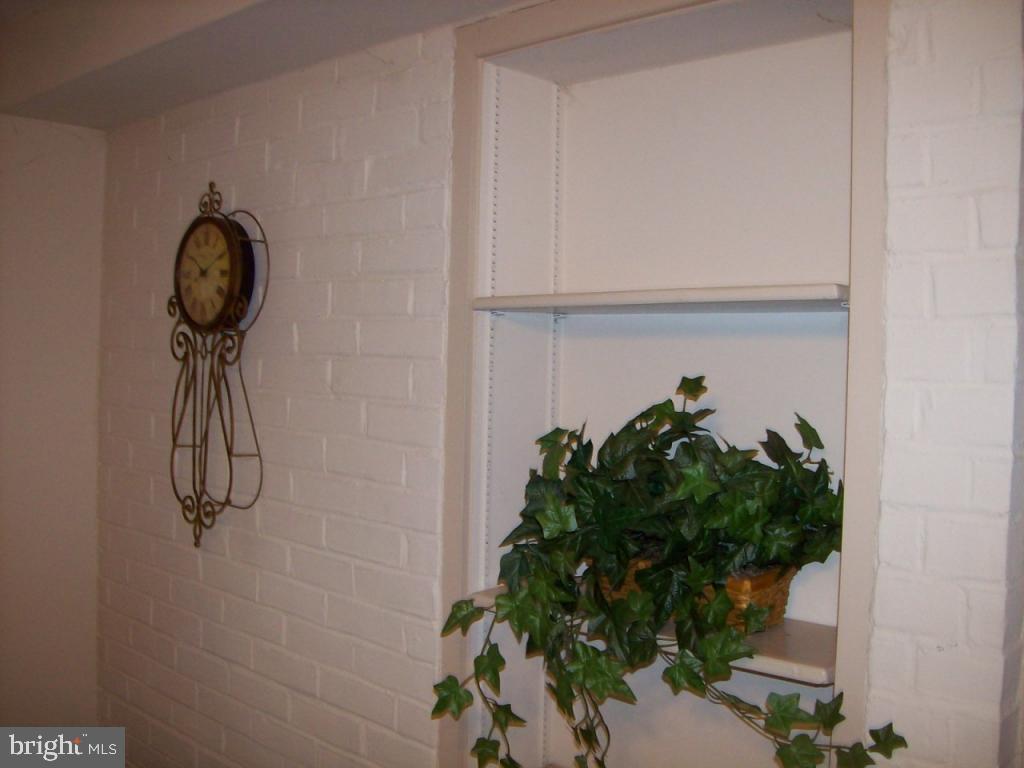 1320 Newton Road Lancaster, PA 17603 - Photo 12 of 23 Gallery Image 12