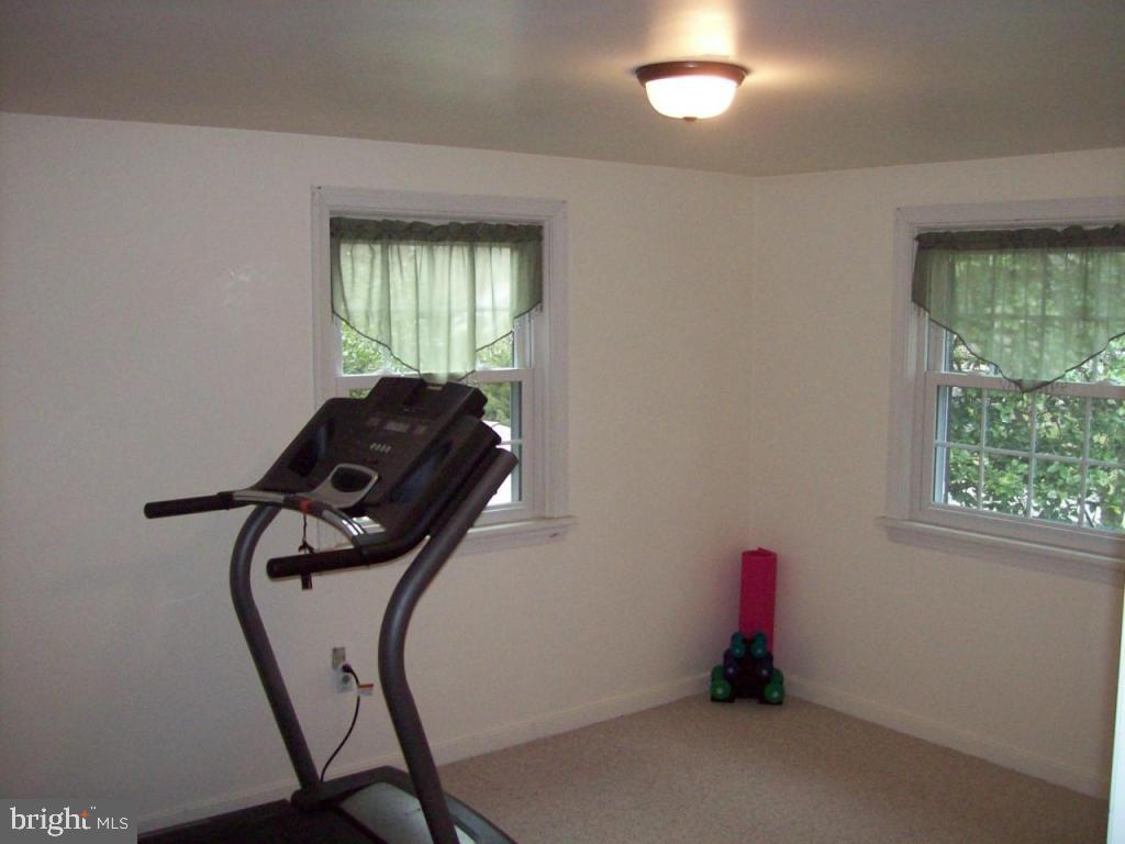 1320 Newton Road Lancaster, PA 17603 - Photo 17 of 23 Gallery Image 17