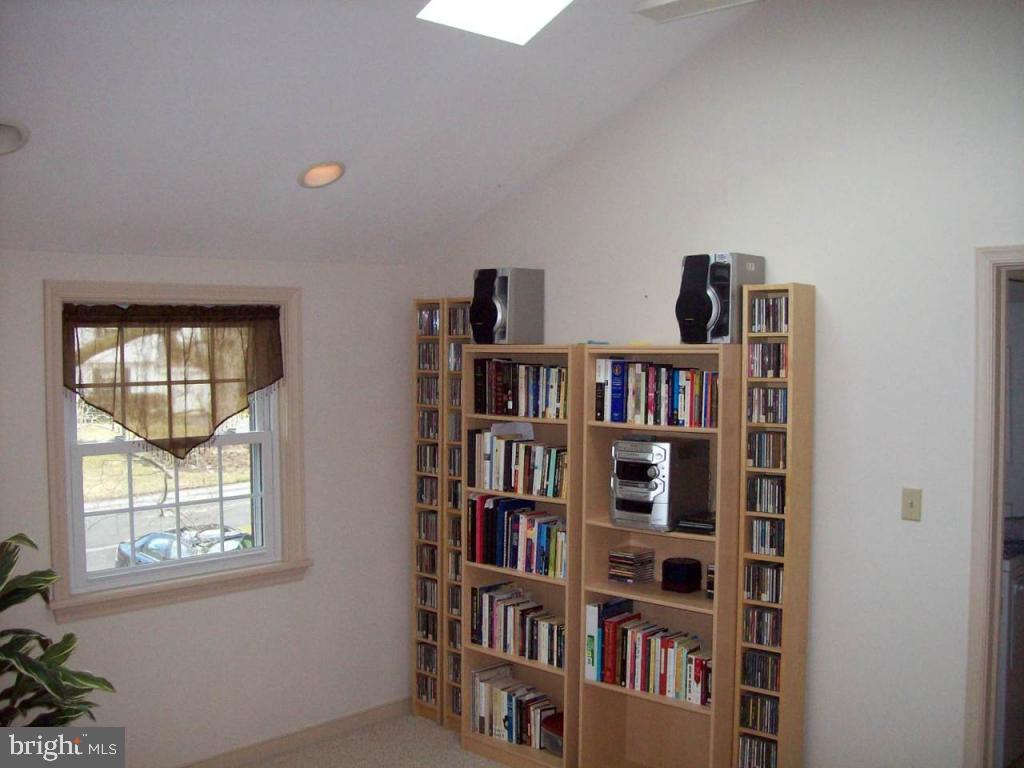 1320 Newton Road Lancaster, PA 17603 - Photo 18 of 23 Gallery Image 18