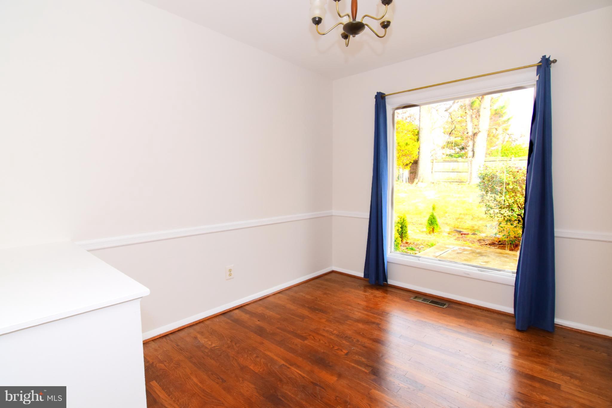 6107 Frontier Drive Springfield, VA 22150 - Photo 4 of 29 Dining Room
