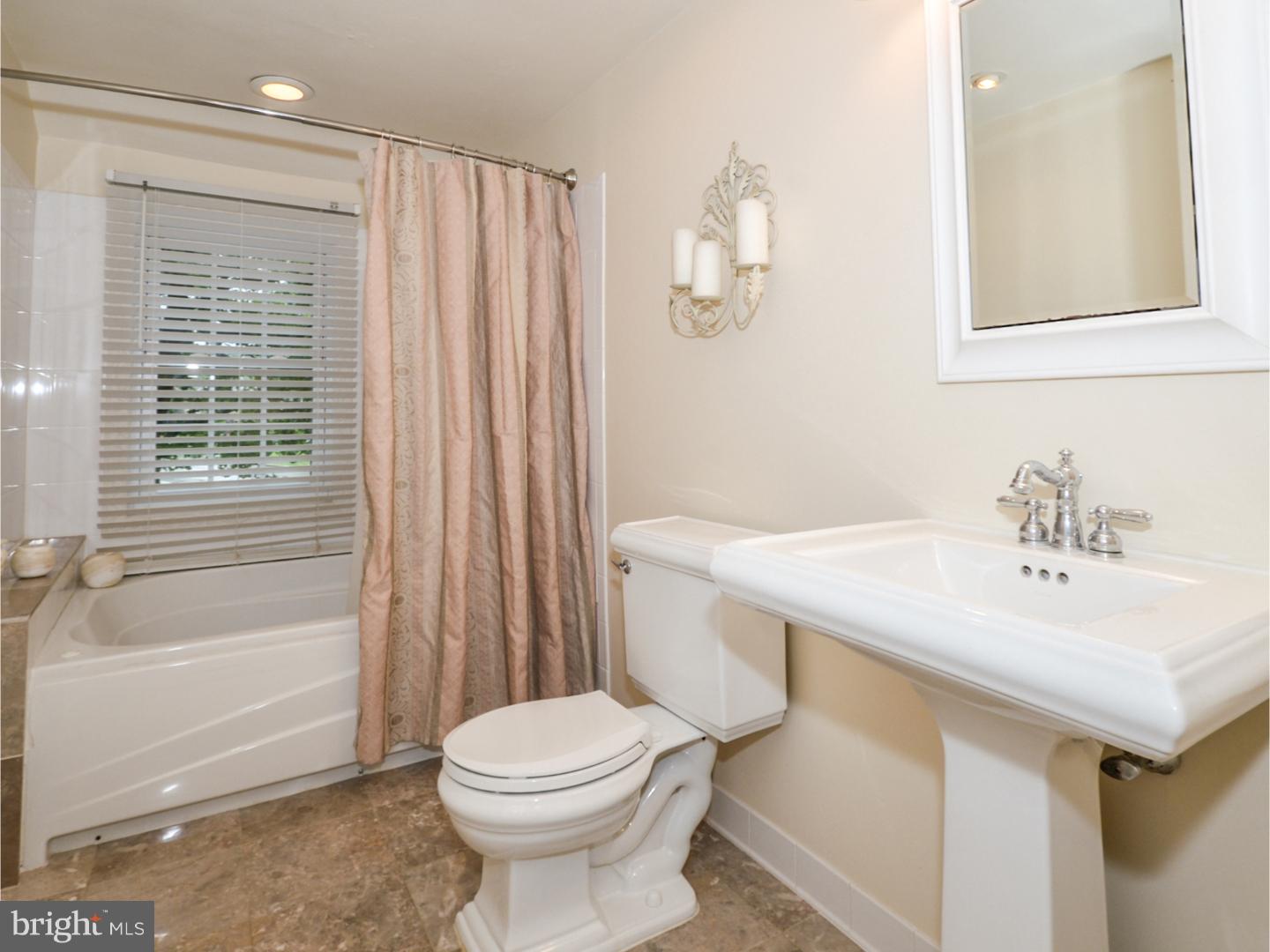 508 Drayton Road Oreland, PA 19075 - Photo 17 of 25 Half Bath