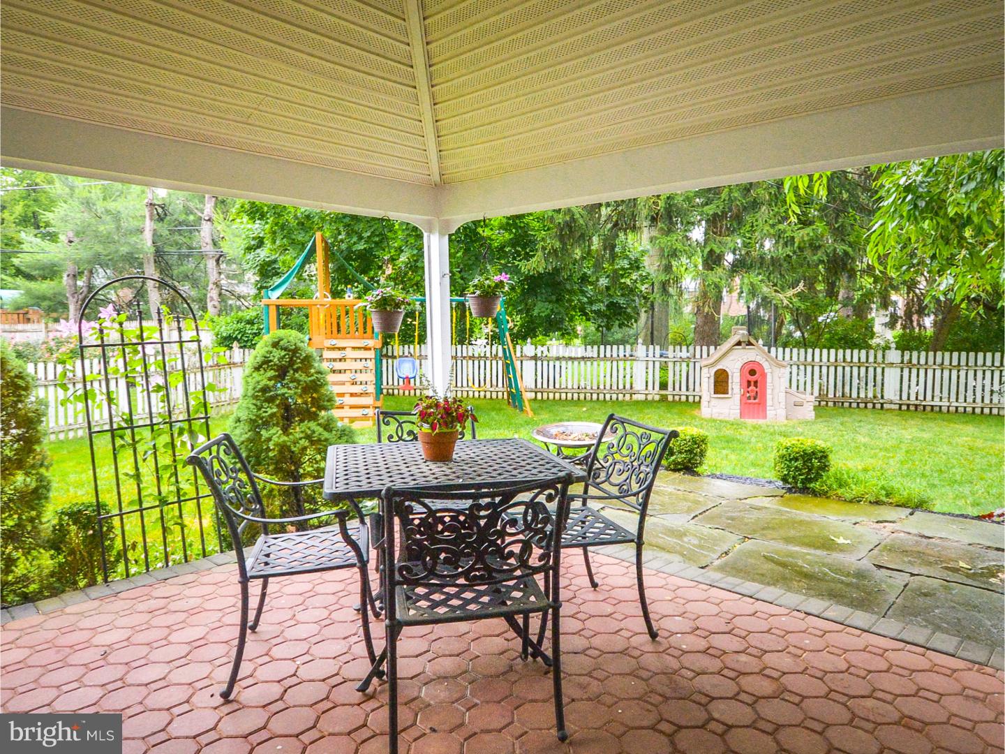 508 Drayton Road Oreland, PA 19075 - Photo 21 of 25 Patio