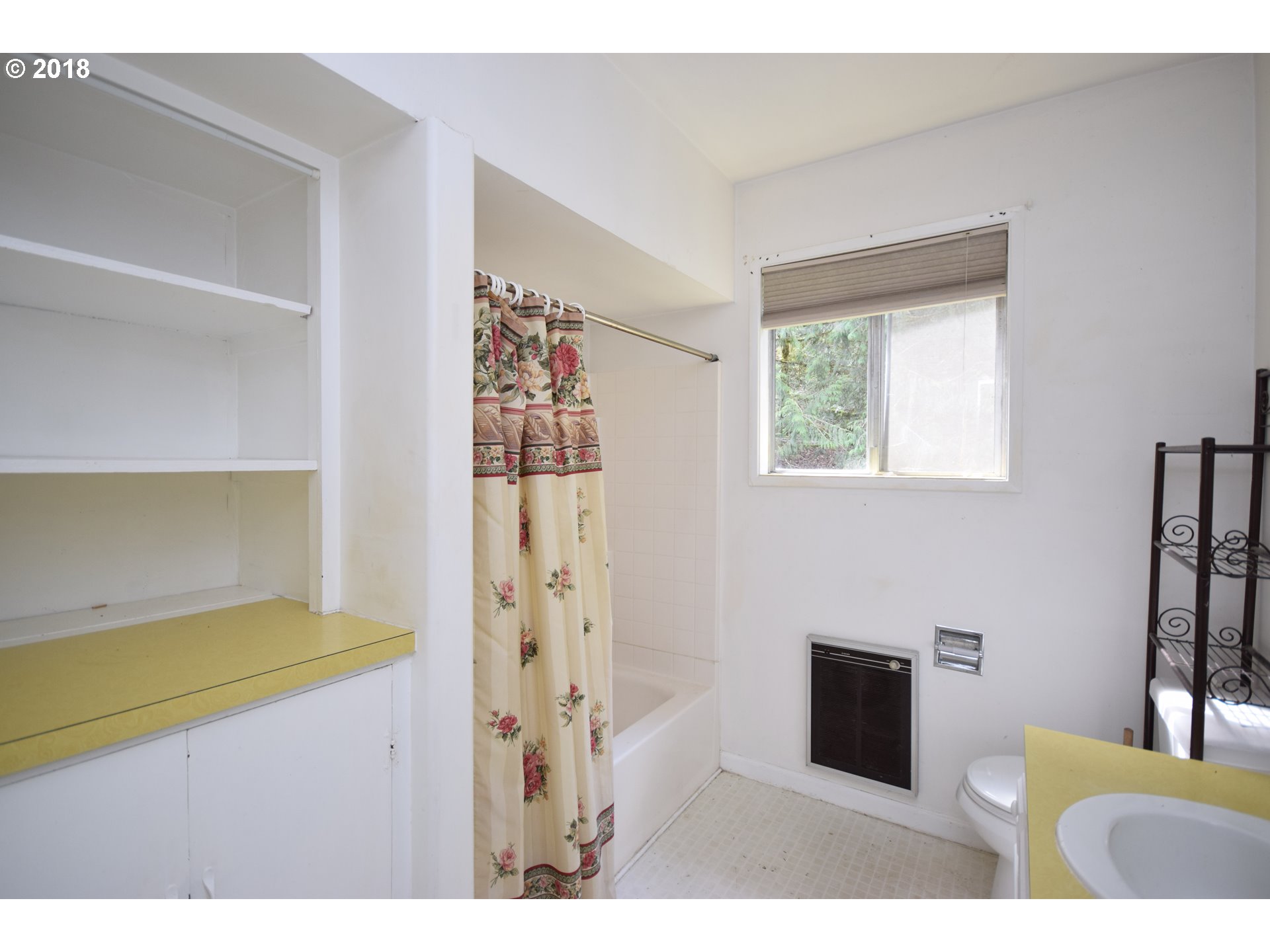 15860 South Neibur Road Oregon City, OR 97045 - Photo 11 of 13 Gallery Image 11