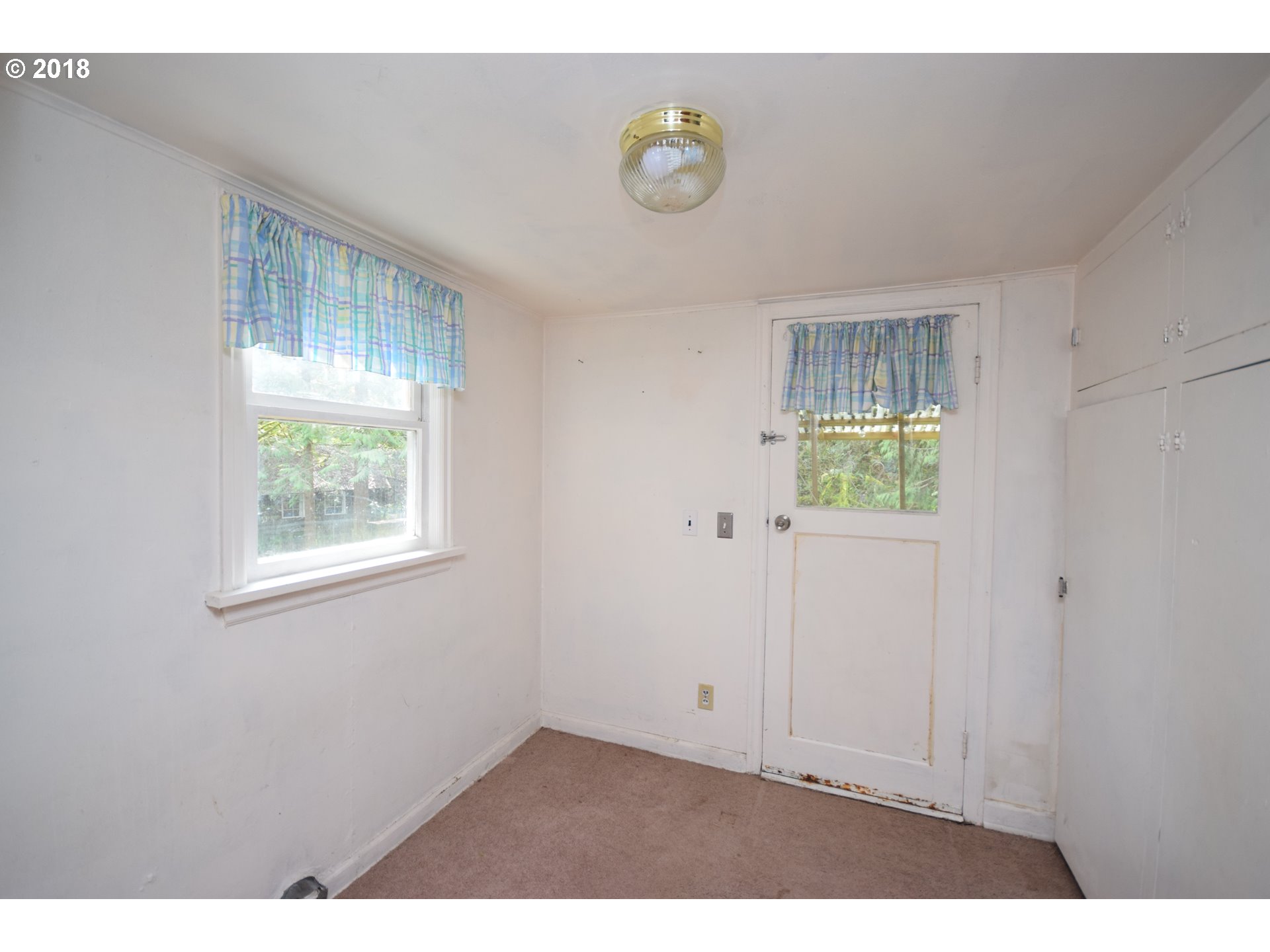 15860 South Neibur Road Oregon City, OR 97045 - Photo 12 of 13 Gallery Image 12