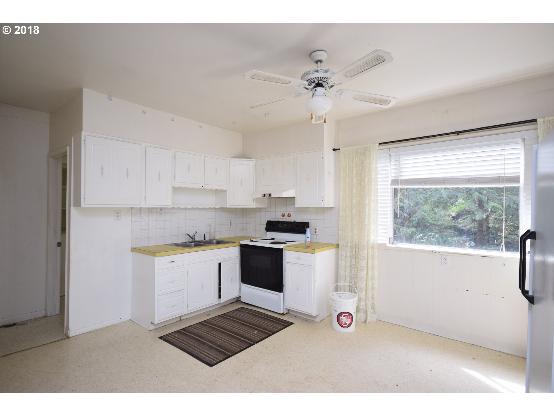 15860 South Neibur Road Oregon City, OR 97045 - Photo 10 of 13 Gallery Image 10