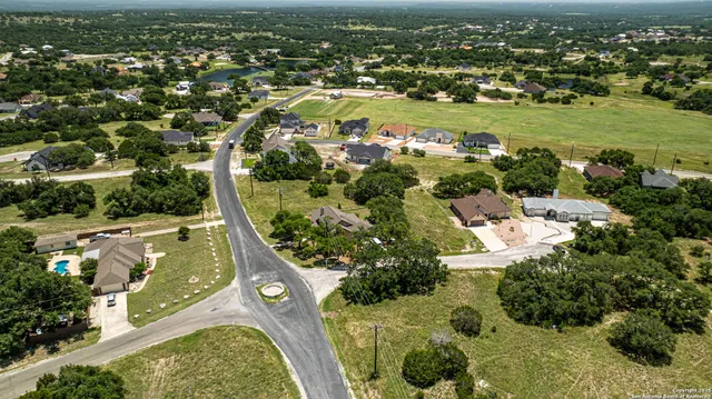 $435,500 | 200 South Calvin Barrett, Blanco, TX 78606