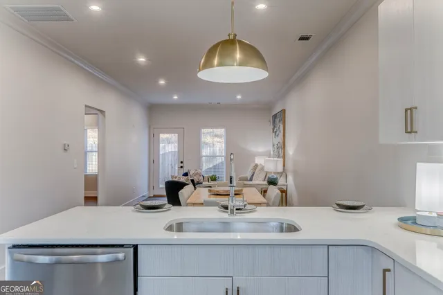 $2,400 | 109 Chateau Drive Southeast, Rome, GA 30161