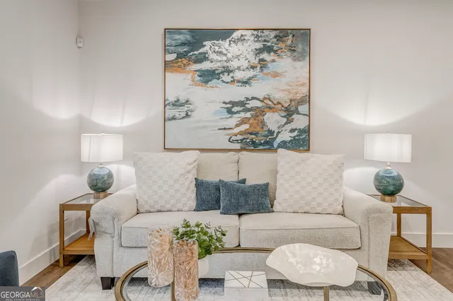 $2,400 | 109 Chateau Drive Southeast, Rome, GA 30161