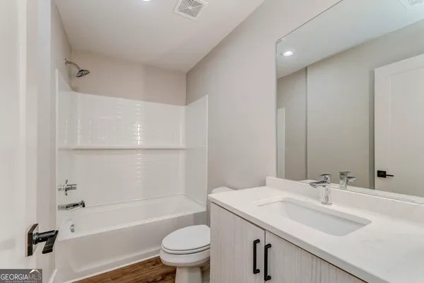 $2,400 | 109 Chateau Drive Southeast, Rome, GA 30161