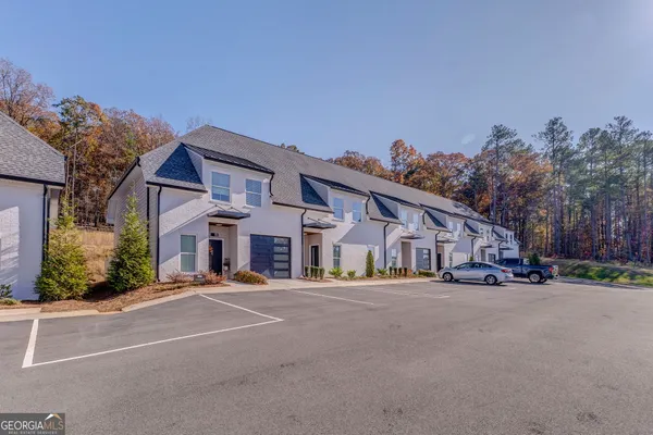 $2,400 | 109 Chateau Drive Southeast, Rome, GA 30161