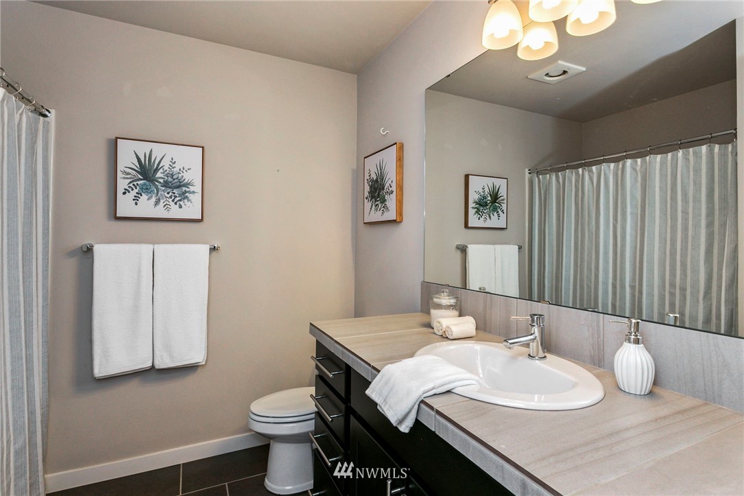 15720 Meadow Road, Unit D3 Lynnwood, WA 98087 - Photo 16 of 19