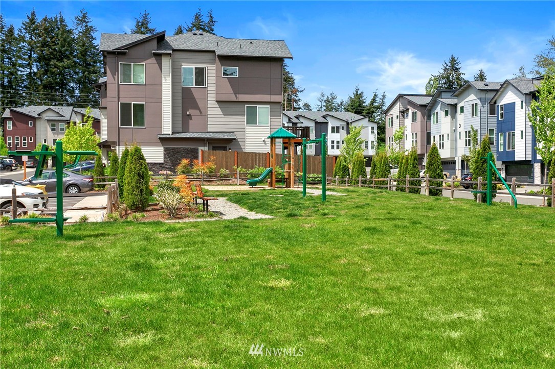 15720 Meadow Road, Unit D3 Lynnwood, WA 98087 - Photo 19 of 19