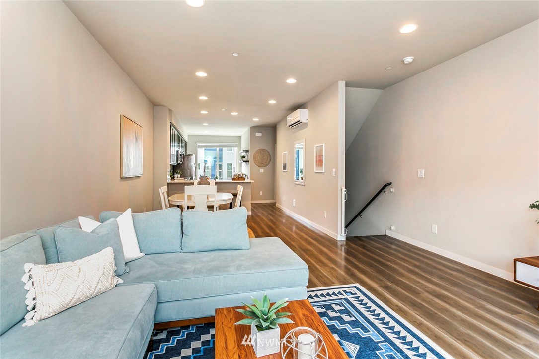 15720 Meadow Road, Unit D3 Lynnwood, WA 98087 - Photo 5 of 19