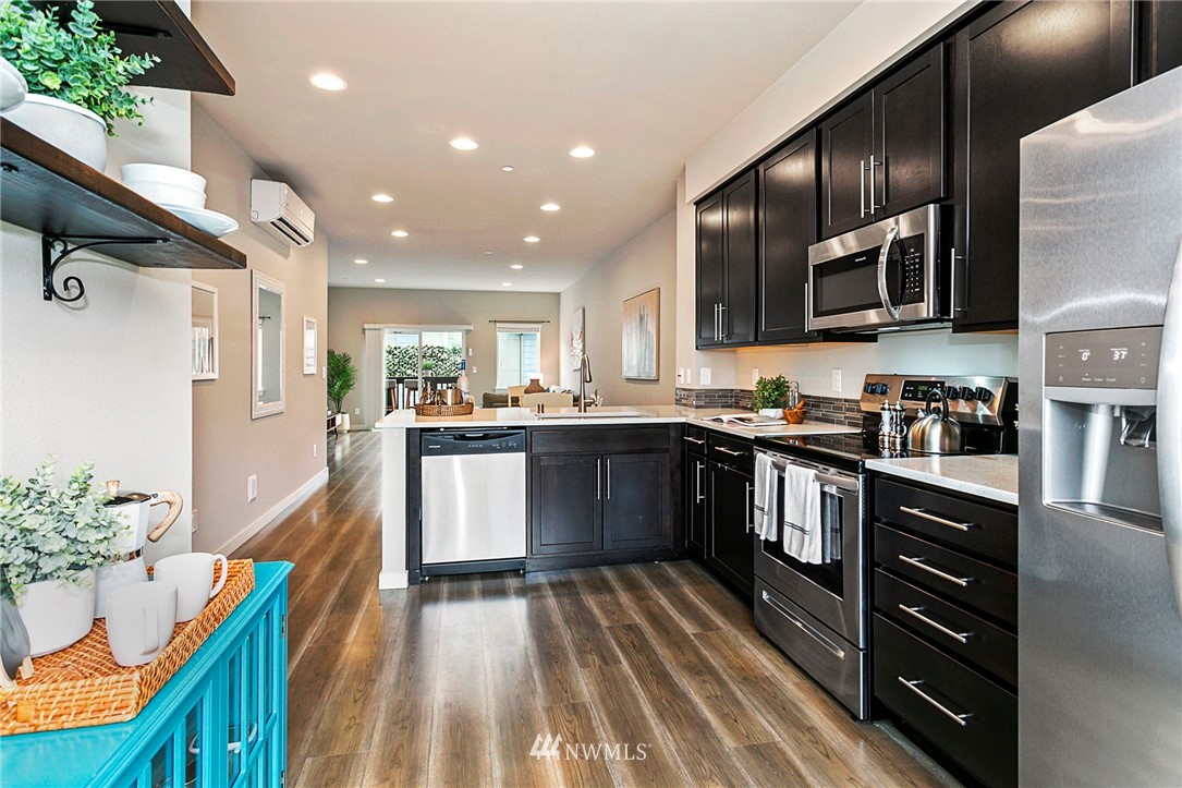 15720 Meadow Road, Unit D3 Lynnwood, WA 98087 - Photo 10 of 19