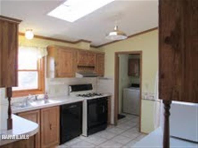 1807 West Fairview Road Freeport, IL 61032 - Photo 2 of 12 Gallery Image 2