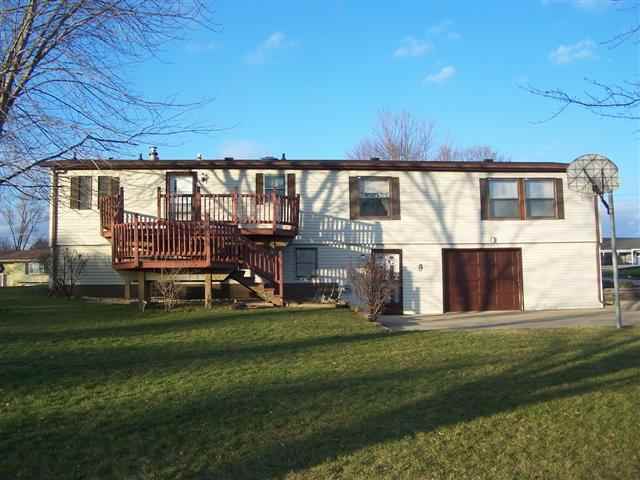 1807 West Fairview Road Freeport, IL 61032 - Photo 10 of 12 Gallery Image 10