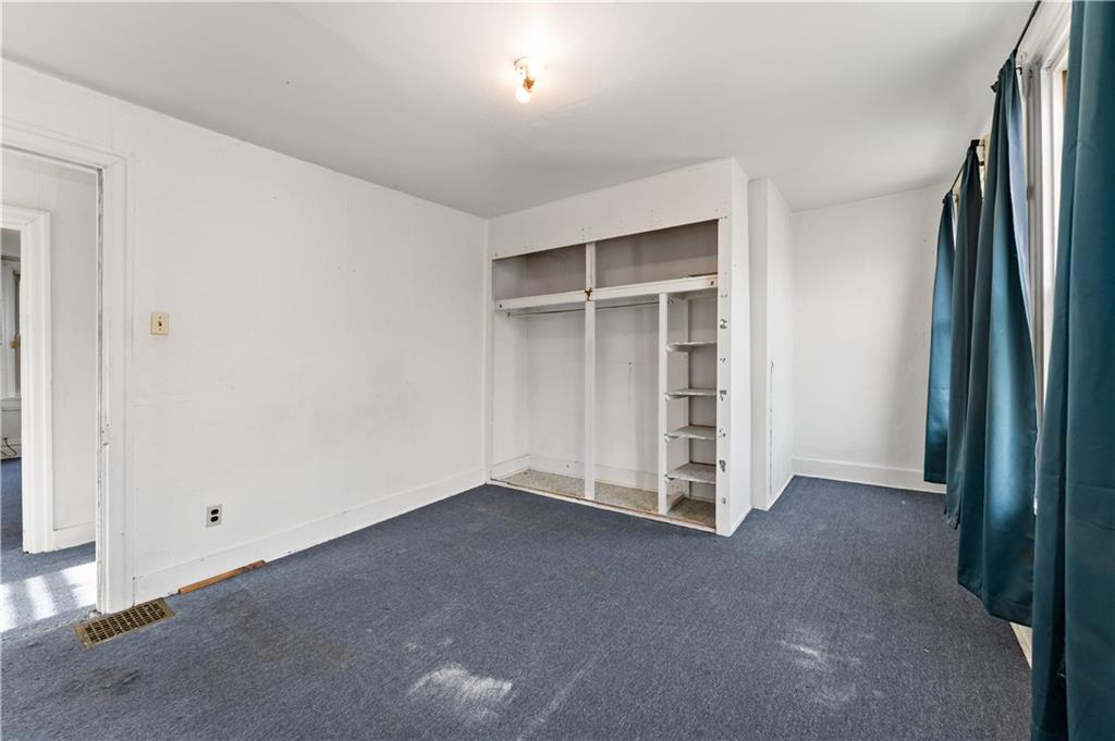 308 Merrimac Street Pittsburgh, PA 15211 - Photo 17 of 43 an empty room with a empty space