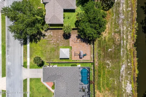 $400,000 | 676 Sheridan Woods Drive, Melbourne, FL 32904