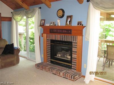6012 Ravine Boulevard Parma, OH 44134 - Photo 9 of 24 Gallery Image 9