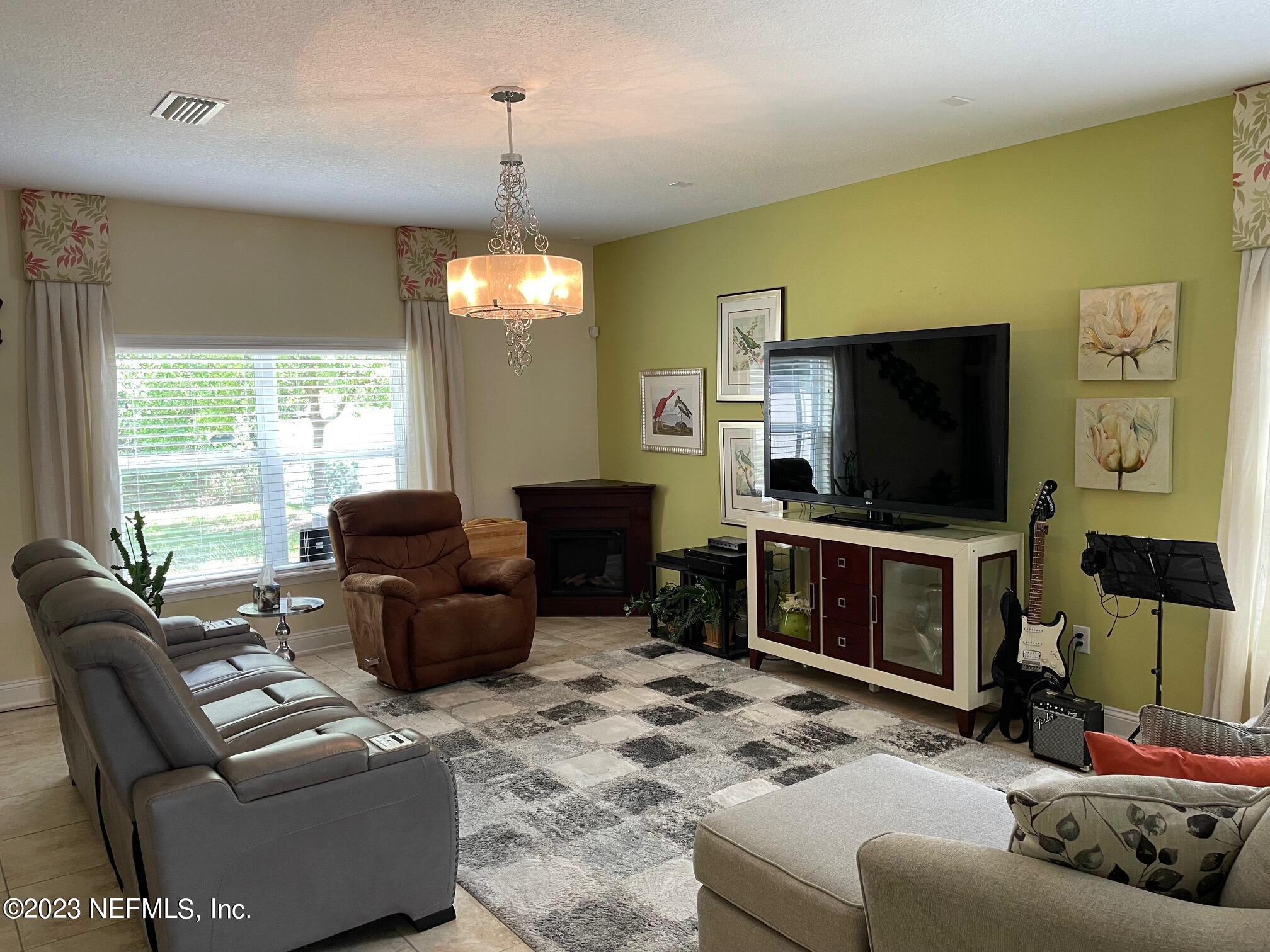 2067 Patriot Ridge Road Jacksonville, FL 32221 - Photo 12 of 27 IMG_1639
