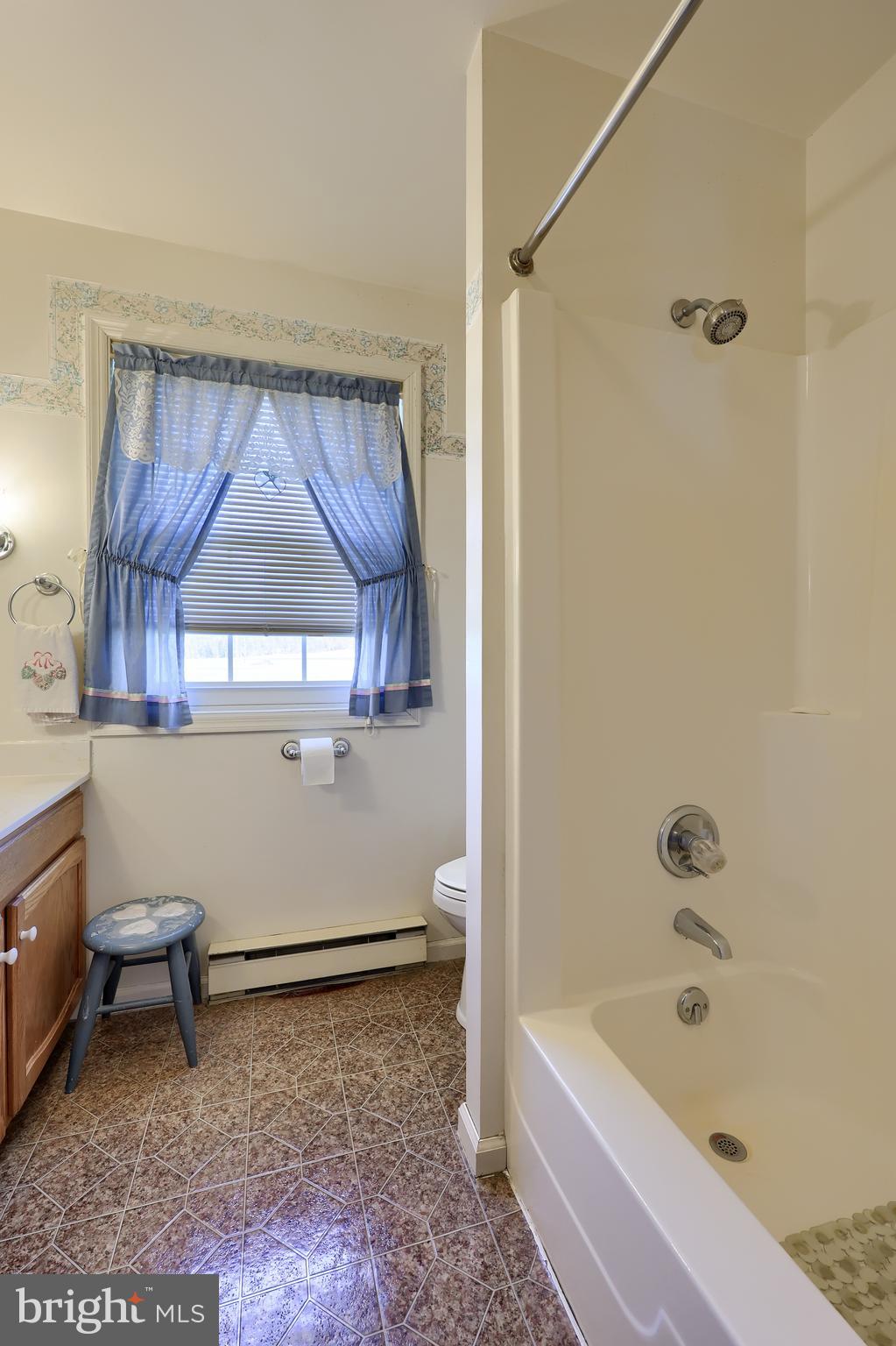 310 Long Lane Lititz, PA 17543 - Photo 21 of 34 Gallery Image 21