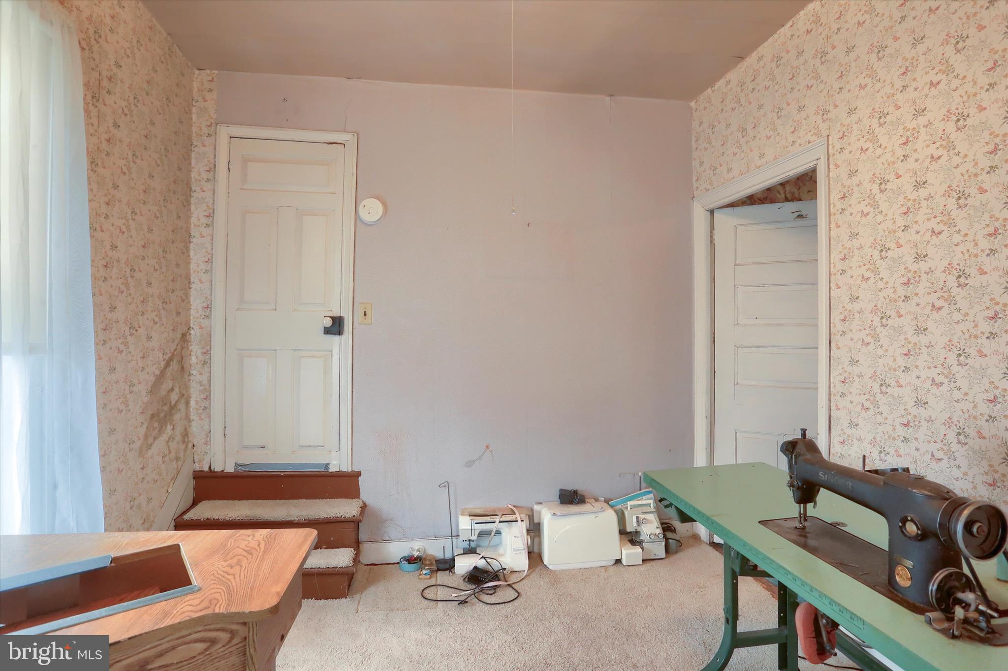 204 South Market Street Liverpool, PA 17045 - Photo 25 of 38 a living room with furniture and a window