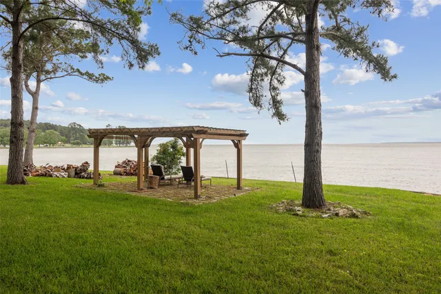 $1,495,000 | 425 Old Fm 224, Coldspring, TX 77331