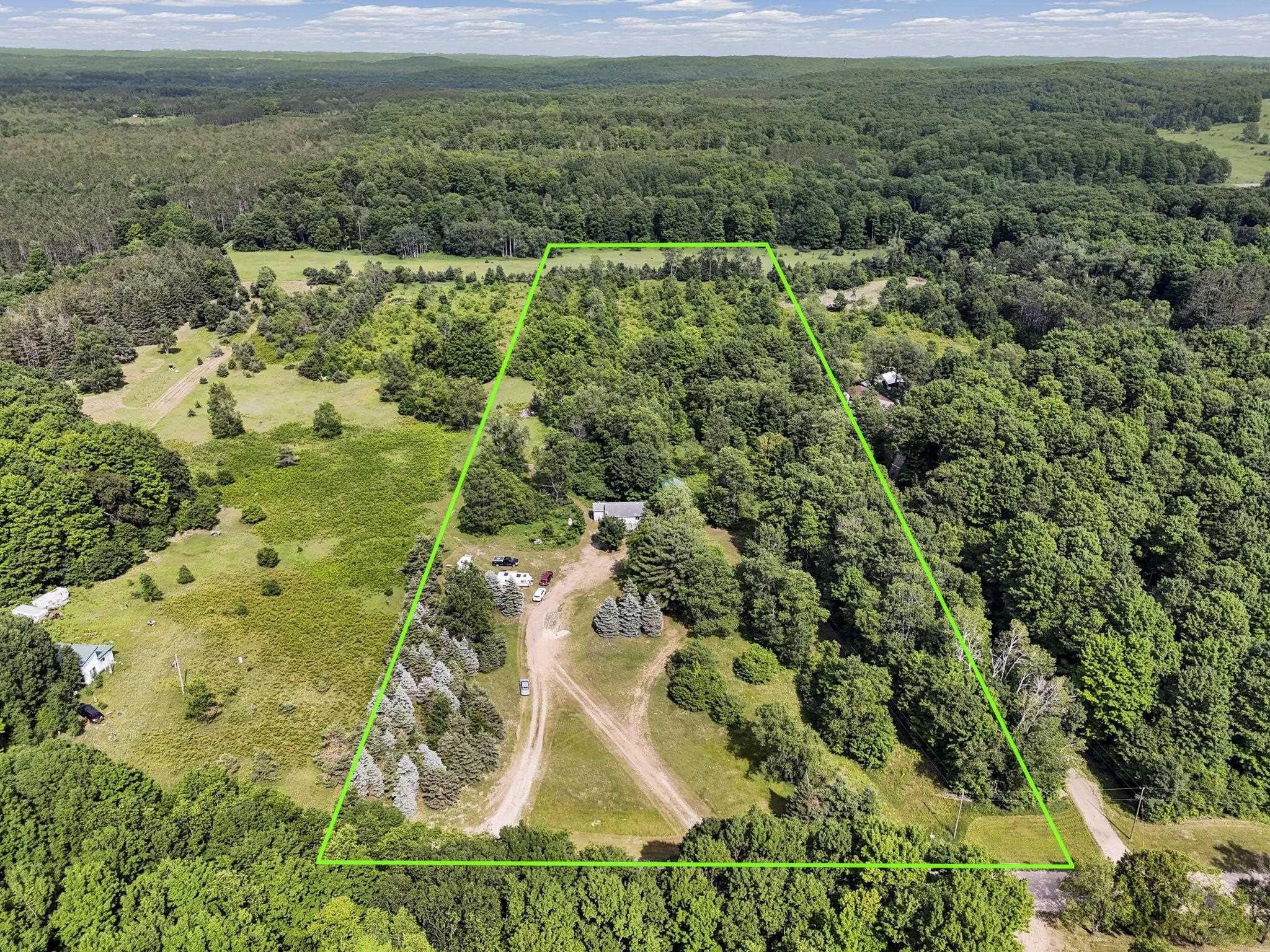 3850 North 25 Road Mesick, MI 49668 - Photo 19 of 49