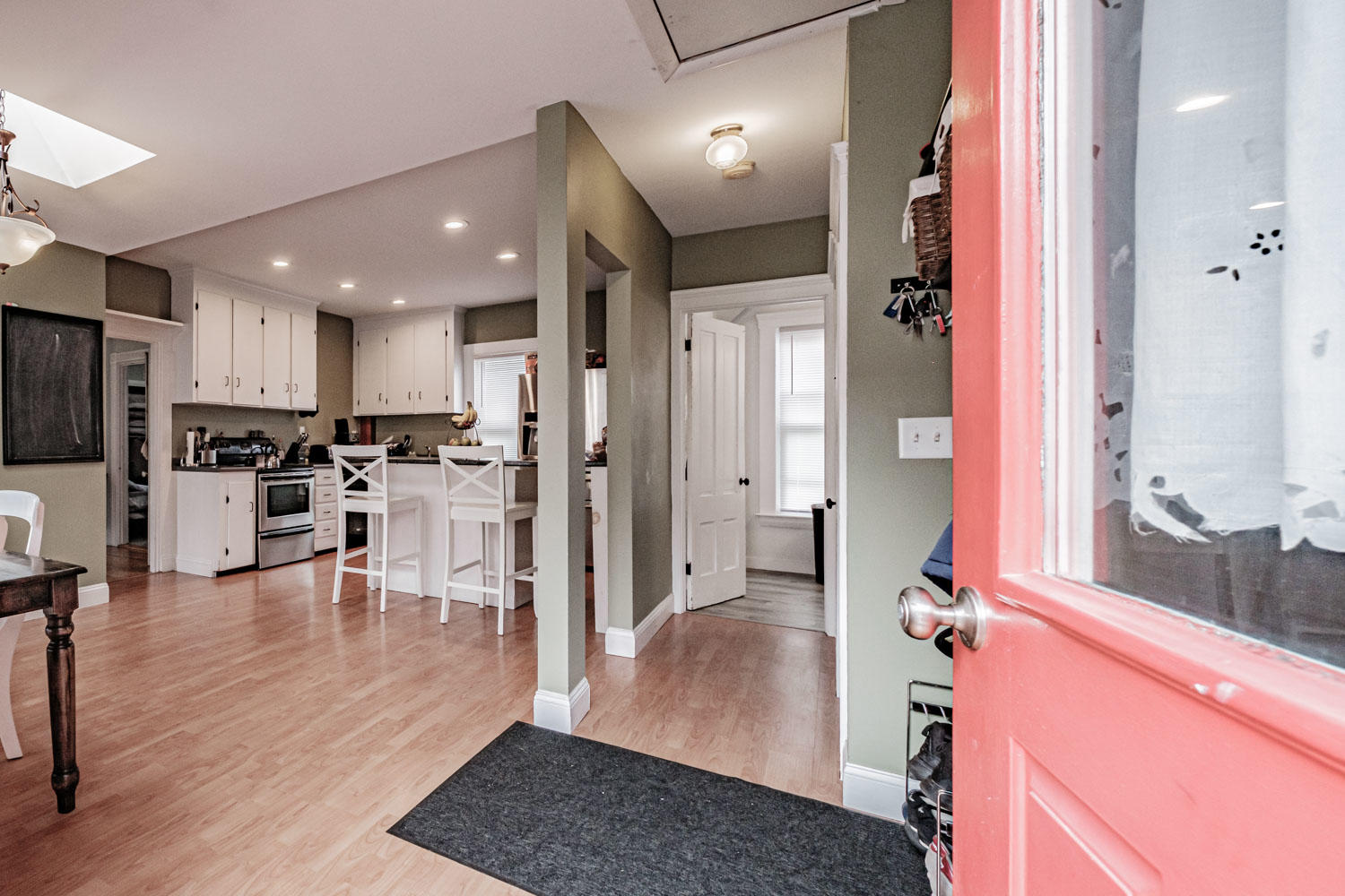 162 Rochester Street Westbrook, ME 04092 - Photo 5 of 47 20200928gp-61009