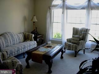 1995 Knight Road Green Lane, PA 18054 - Photo 4 of 6 Gallery Image 4