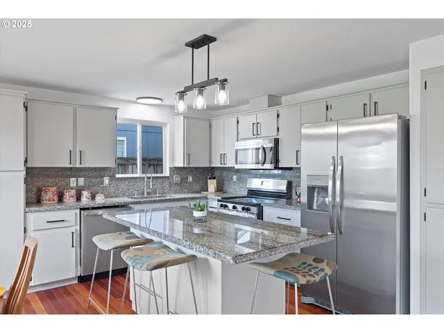 $599,900 | 16600 Northeast 80th Street, Vancouver, WA 98682