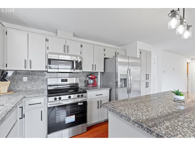 $599,900 | 16600 Northeast 80th Street, Vancouver, WA 98682