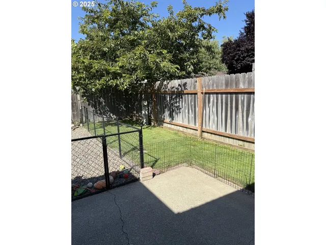 $183,000 | 29720 Jeans Road, Unit 24, Veneta, OR 97487