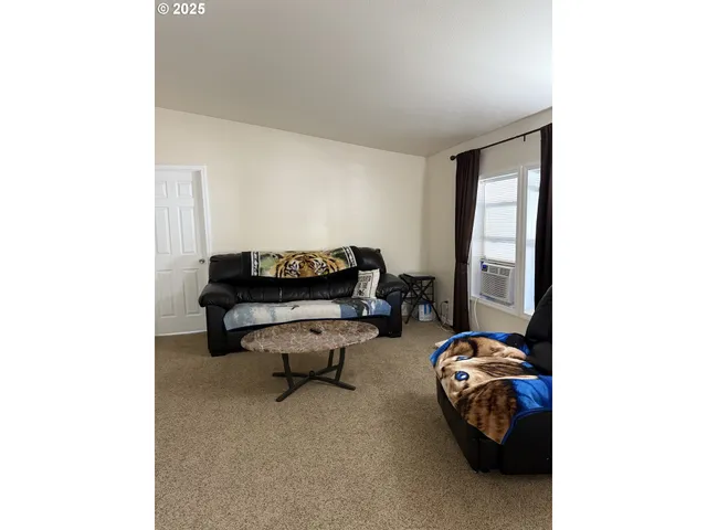 $183,000 | 29720 Jeans Road, Unit 24, Veneta, OR 97487