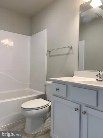 $2,450 | 42 Andrews Place, Fredericksburg, VA 22405
