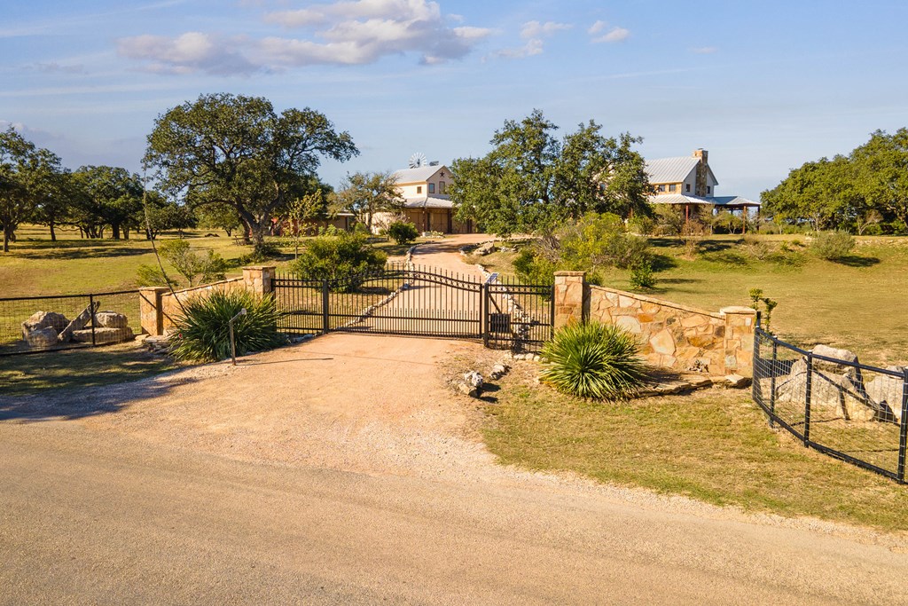 5059 Trainer Wuest Road Blanco, TX 78606 - Photo 56 of 56 Gallery Image 56