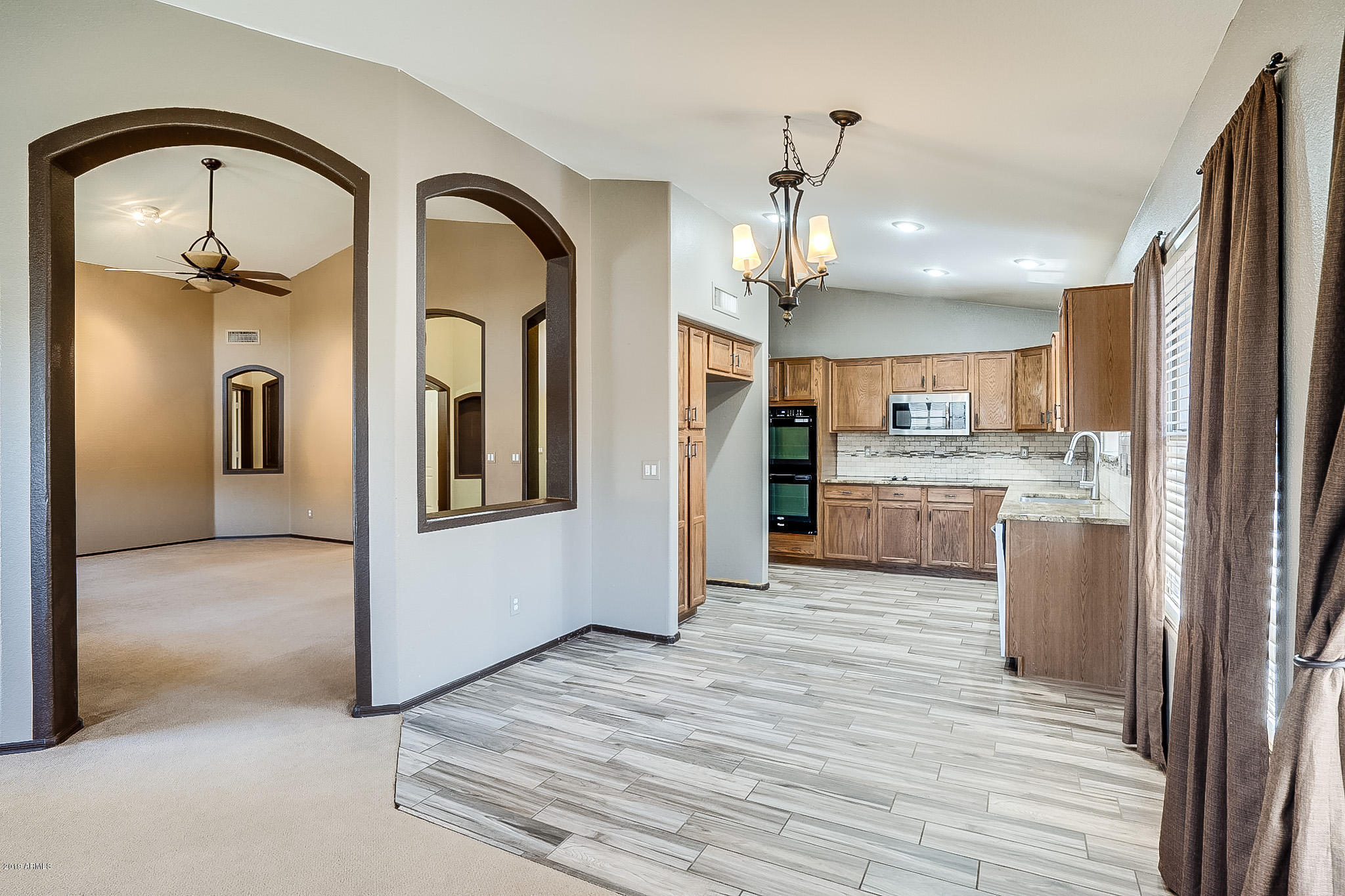 446 South Coronado Road Gilbert, AZ 85296 - Photo 9 of 42 Coronado-17