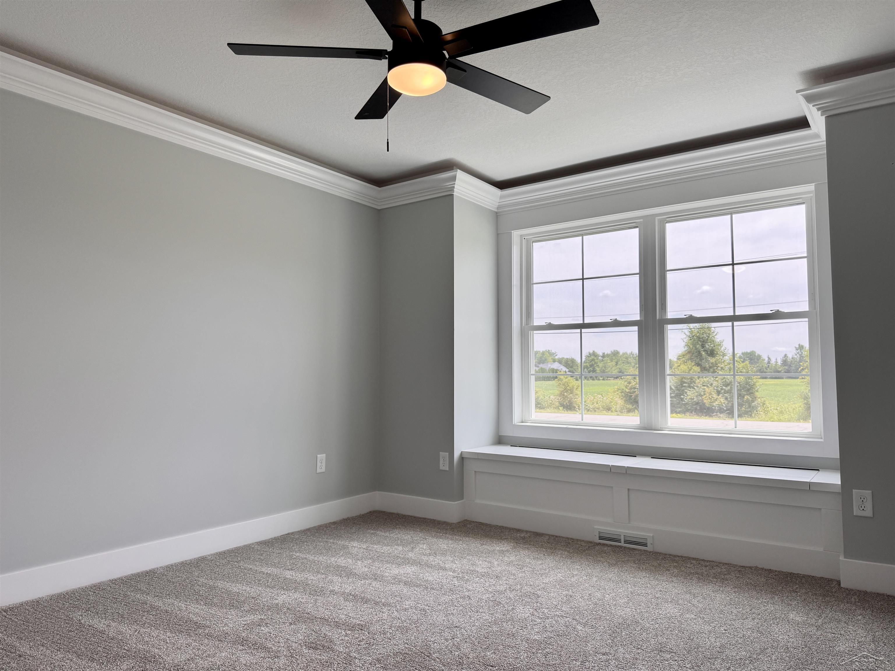 2505 Amelith Road Bay City, MI 48706 - Photo 14 of 25 50182437-f79672b1-6b50-43fa-9e2d-0cab50a76d7e.JPG