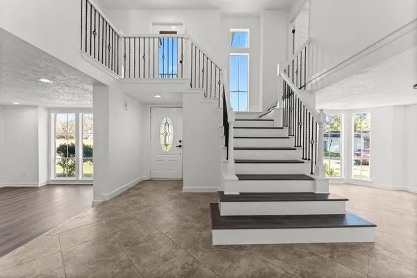 $405,000 | 1678 Beaconshire, Houston, TX 77077