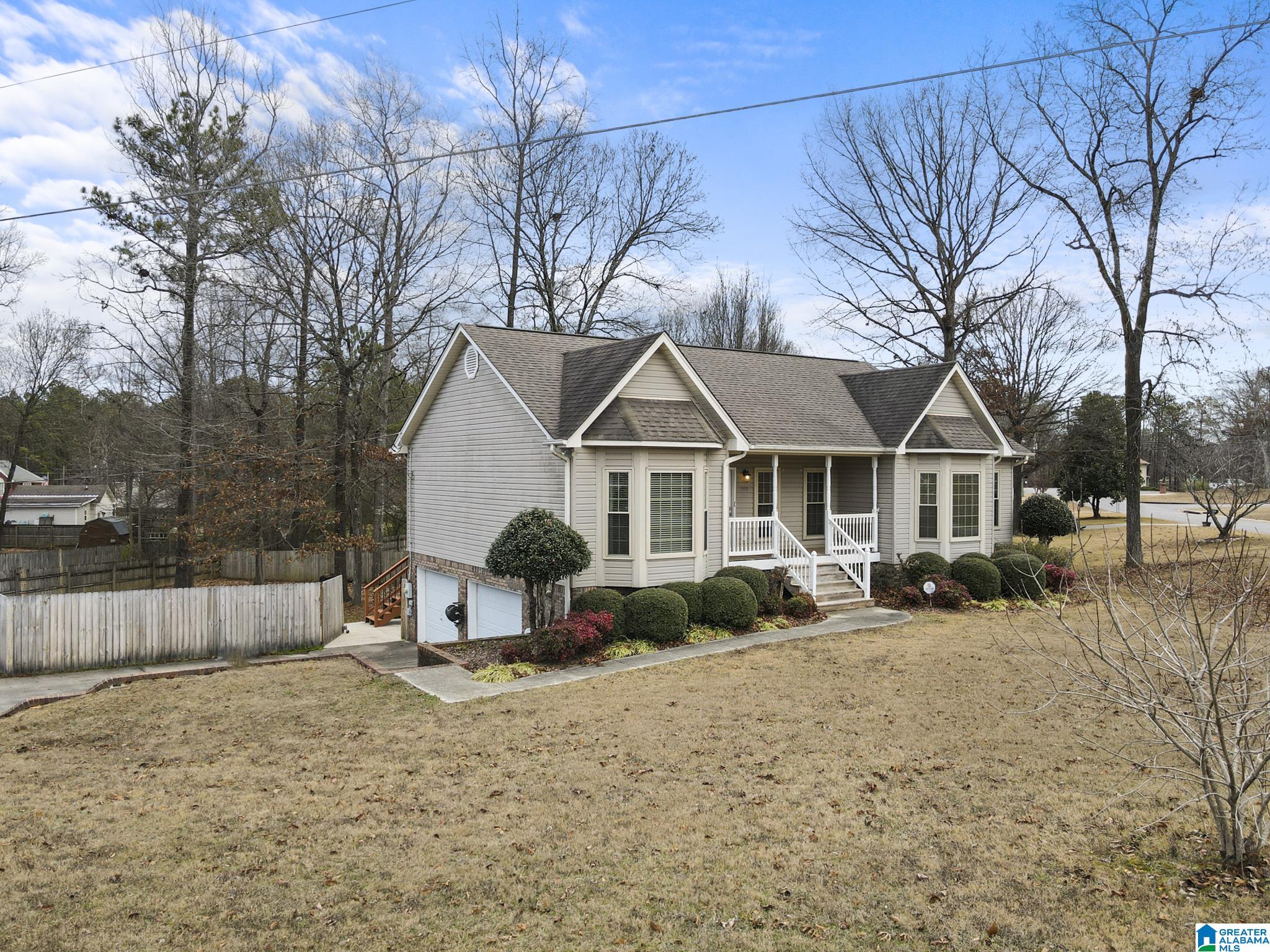 400 Milgray East Calera, AL 35040 - Photo 2 of 40